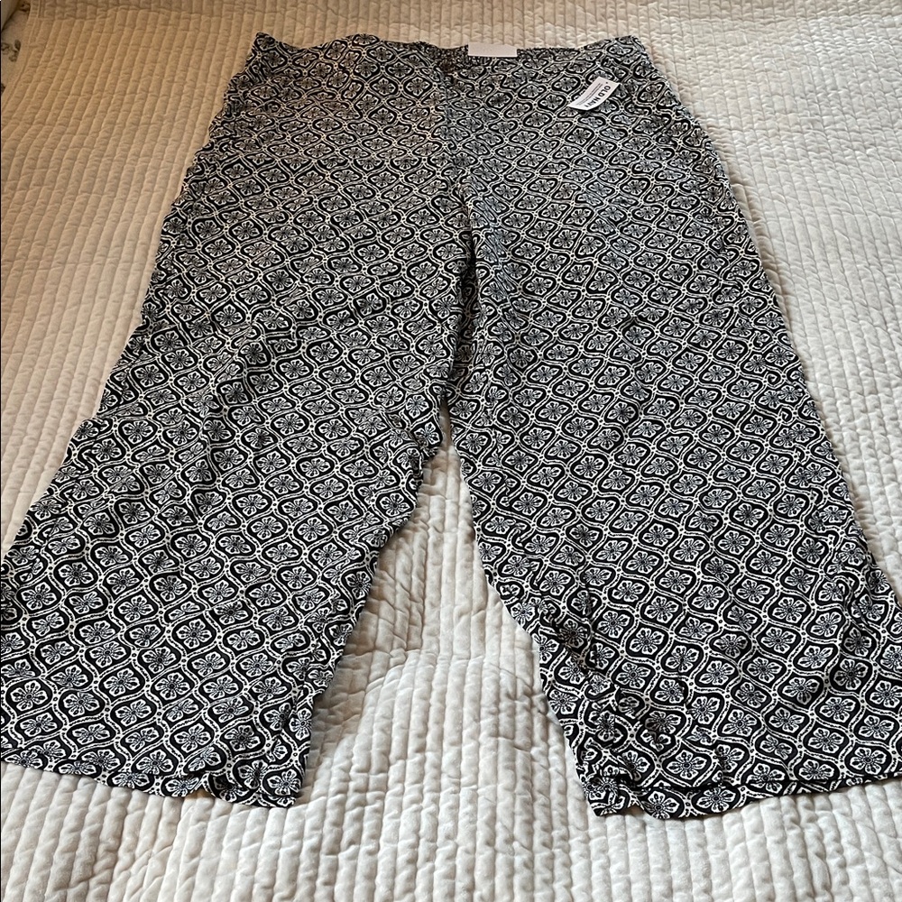 Old Navy Black and White Playa Wide Pants